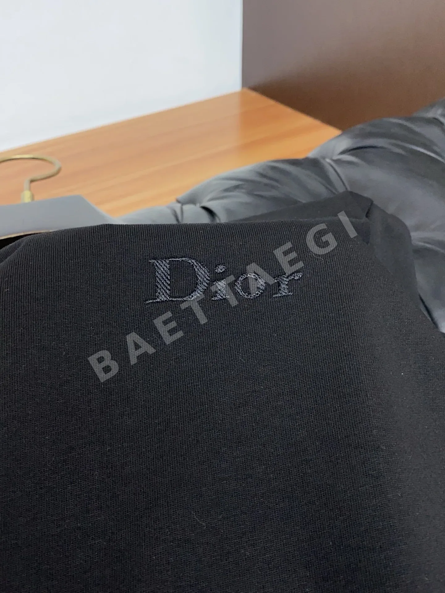 디올 크루넥 코튼 반팔 티셔츠 상세 이미지 8