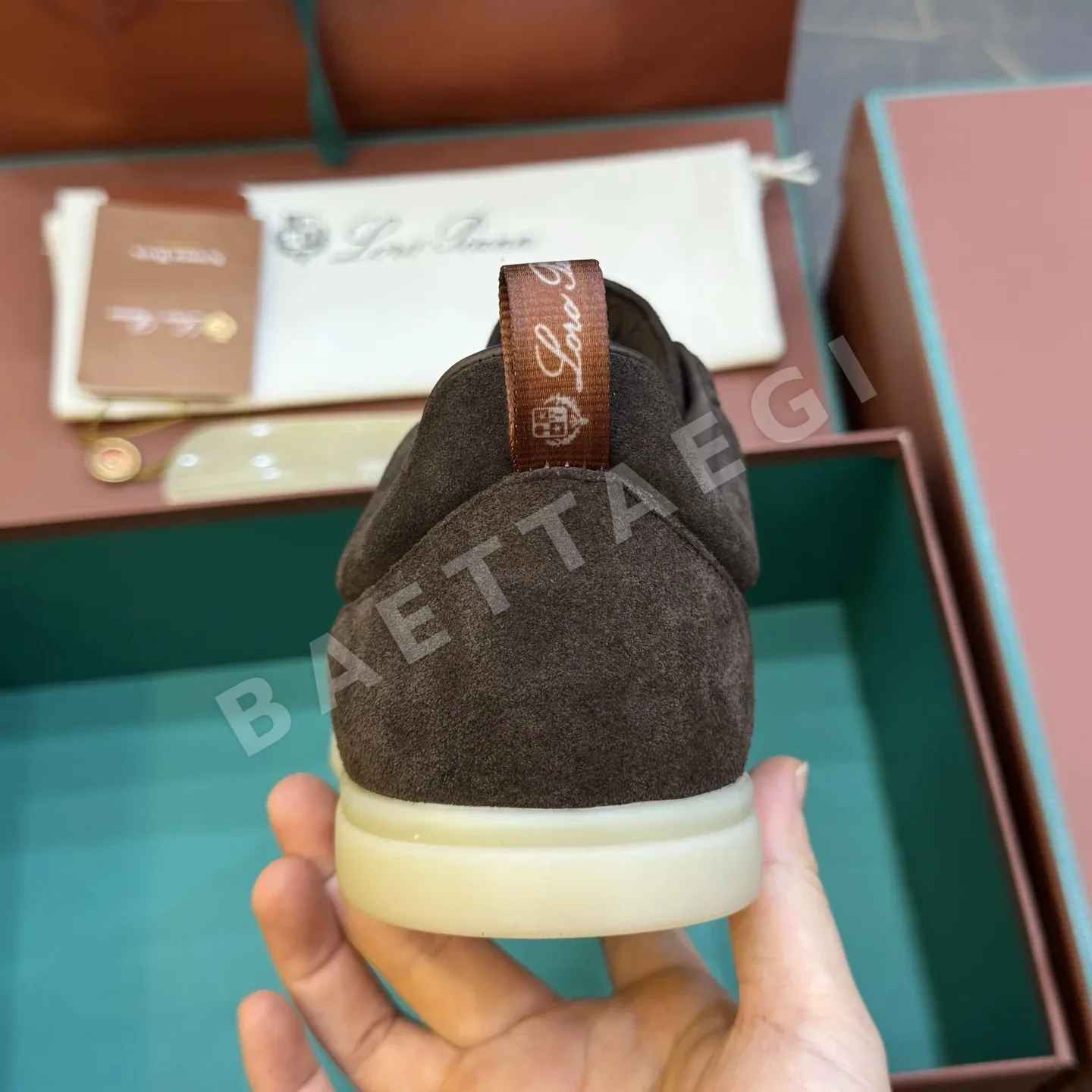 로로피아나 카프스킨 슬립온 남성 스니커즈 상세 이미지 8