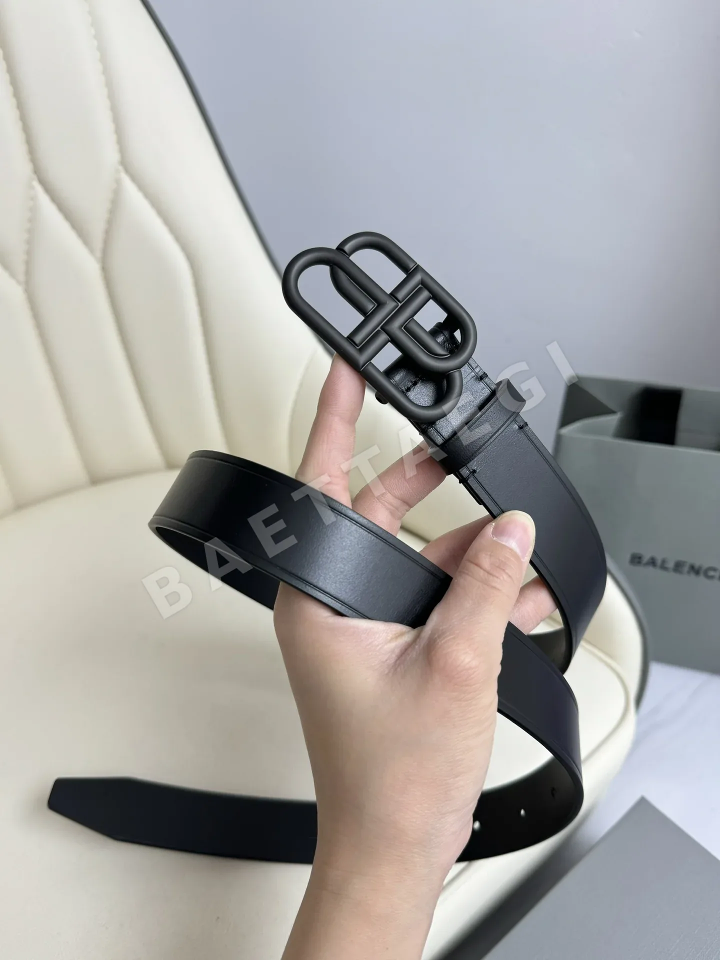 발렌시아가 카프스킨 가죽 황동 장식 벨트 상세 이미지 2
