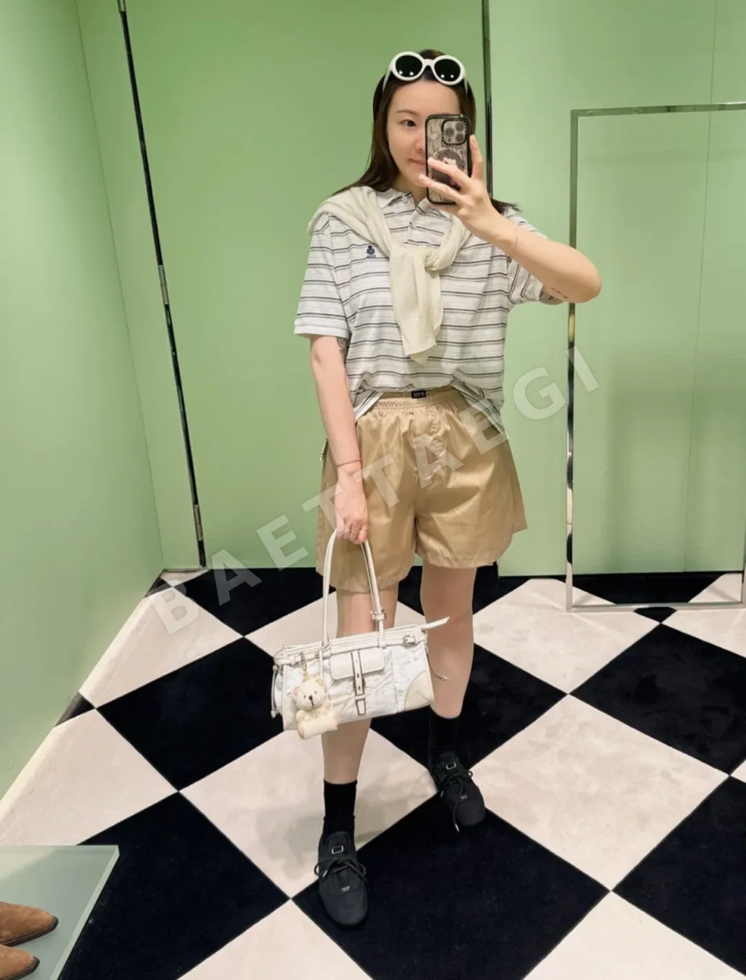 프라다 나일론 드로스트링 여성 반바지 상세 이미지 5