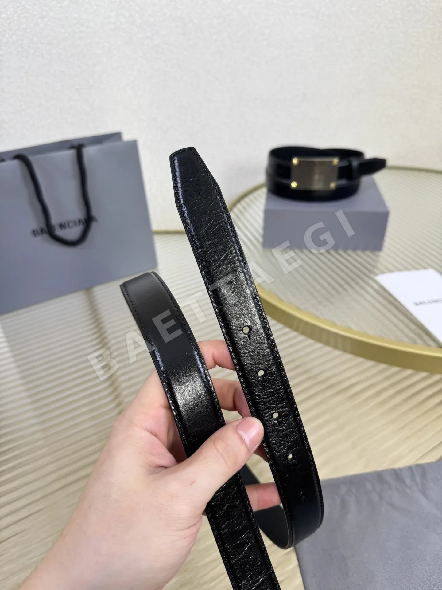 발렌시아가 송아지가죽 벨트 상세 이미지 8
