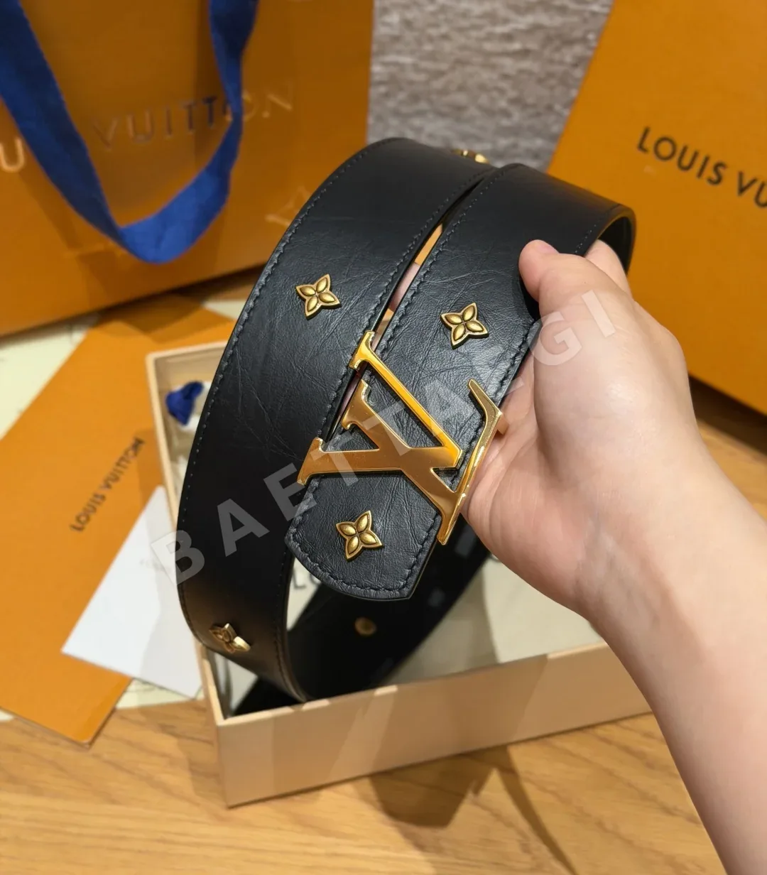 루이비통 LV 이니셜 40mm 트리욘 가죽 벨트 상세 이미지 6