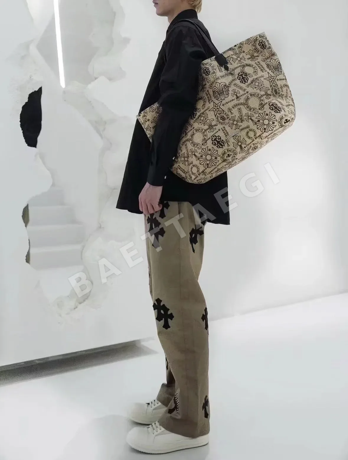 크롬하츠 CH 토트백 상세 이미지 3
