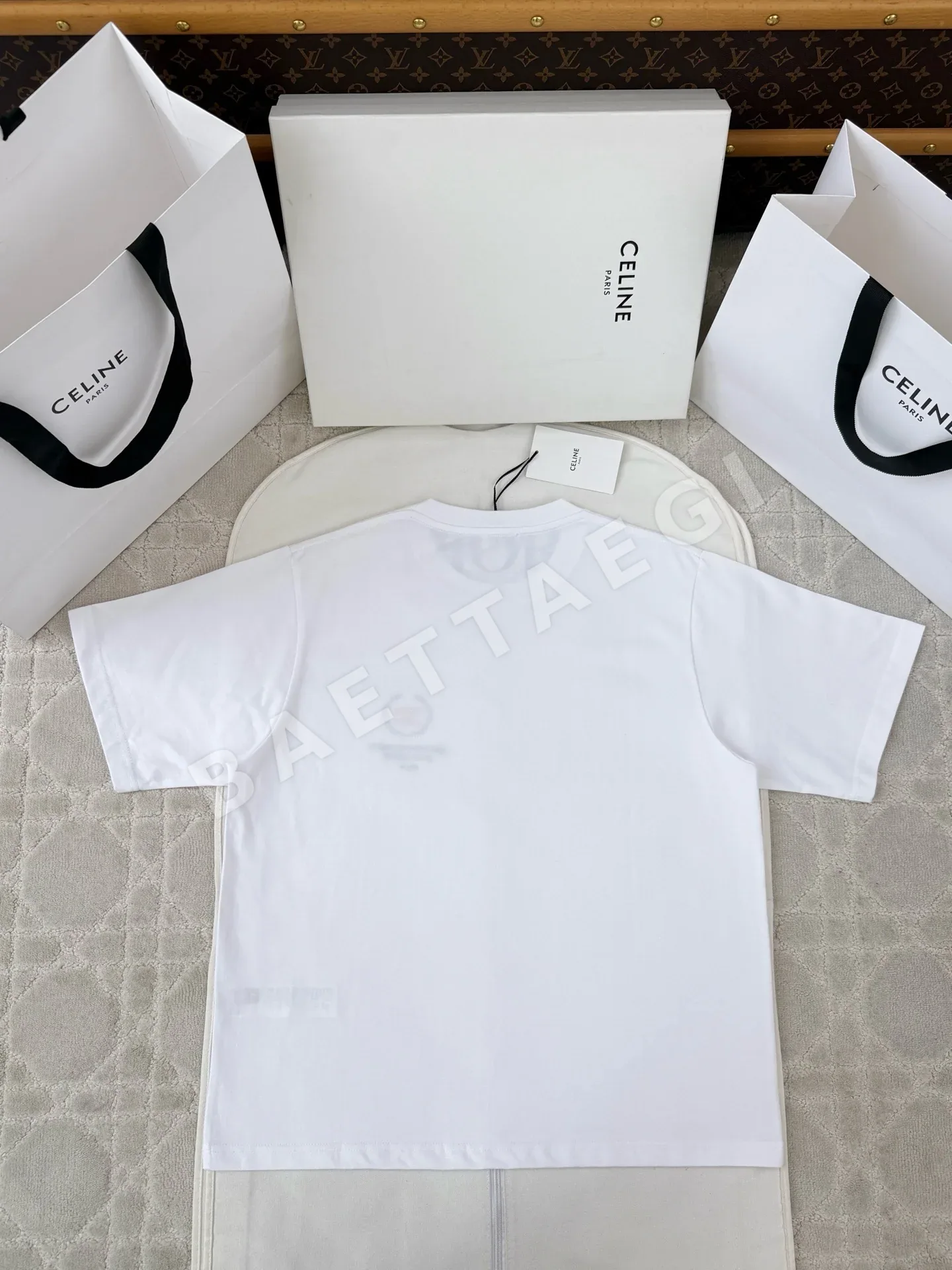 셀린느 로고 자수 반팔 티셔츠 상세 이미지 2