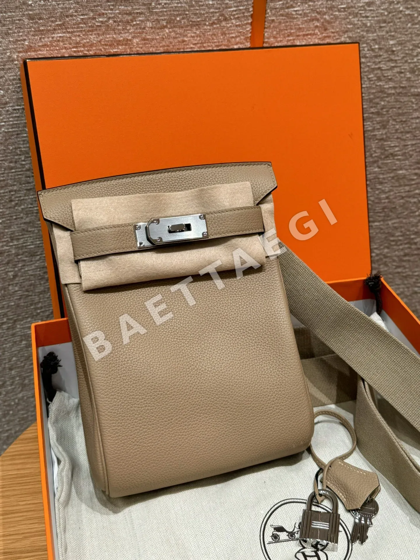 에르메스 핵 아 도 토고 레더 백팩 상세 이미지 1