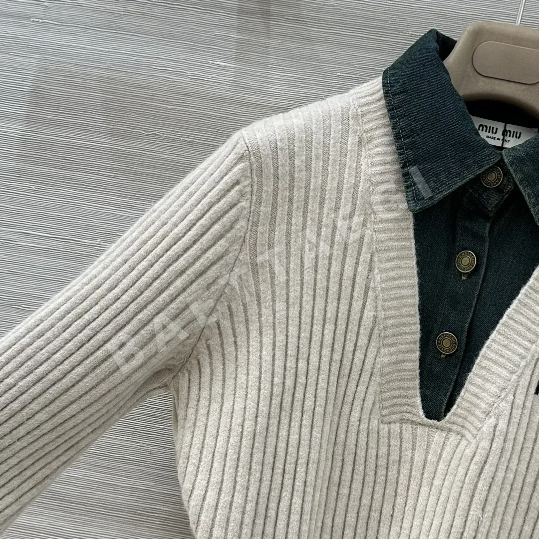 미우미우 여성 니트 97468 Miu Miu Knit 상세 이미지 3