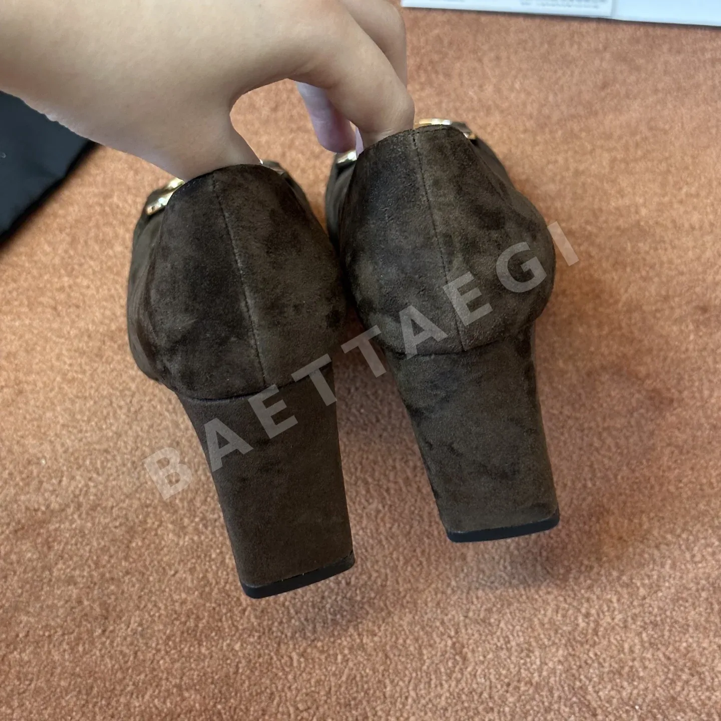샤넬 플랫 가죽 더블 C 로고 상세 이미지 8