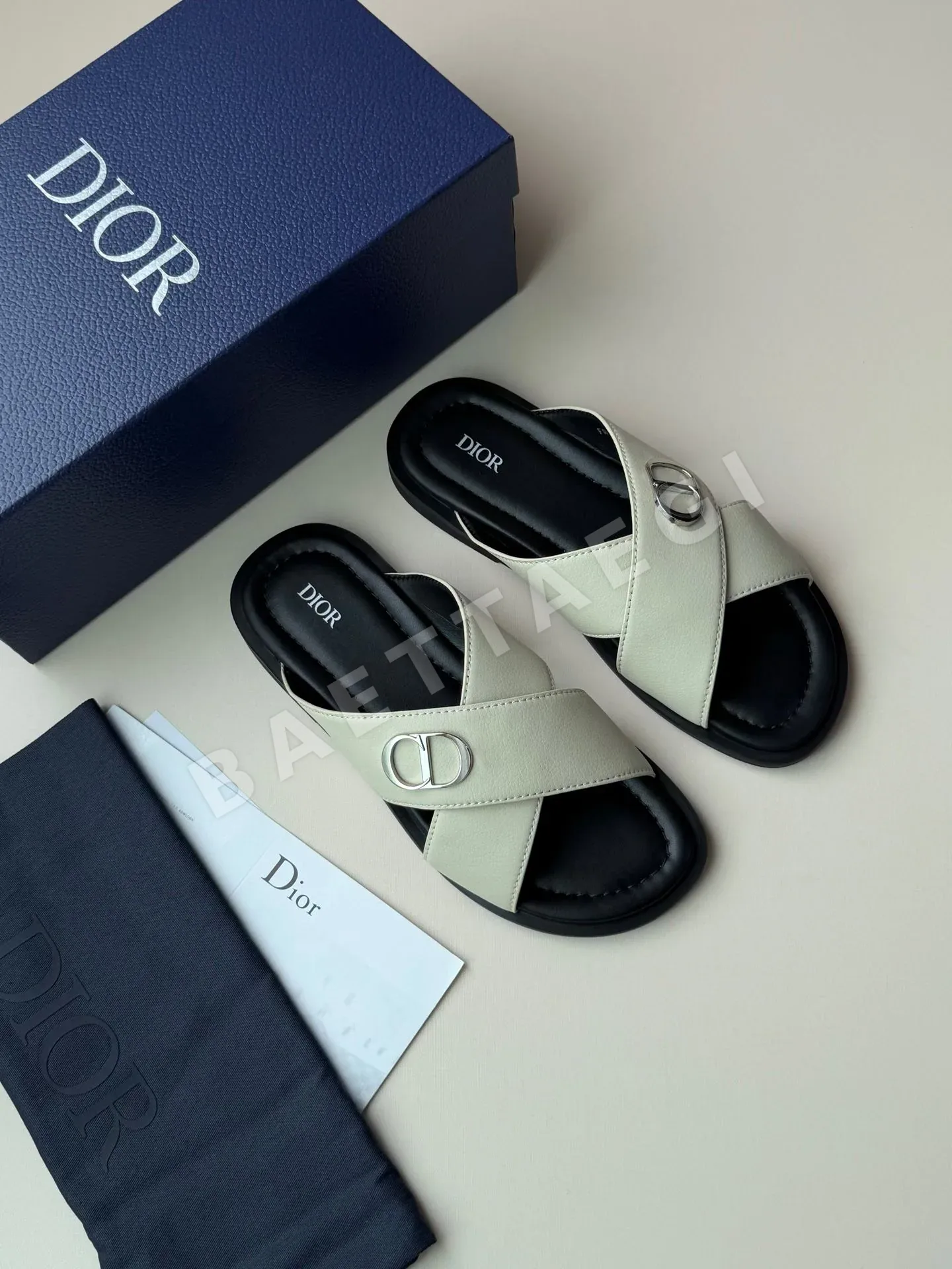디올 알리아스 베이지 샌들 (Dior Alias Sandal)  152485