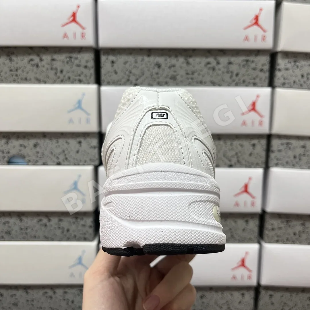뉴발란스 [XY] 740 U740WW2 202054 New Balance 740 Triple White 상세 이미지 4