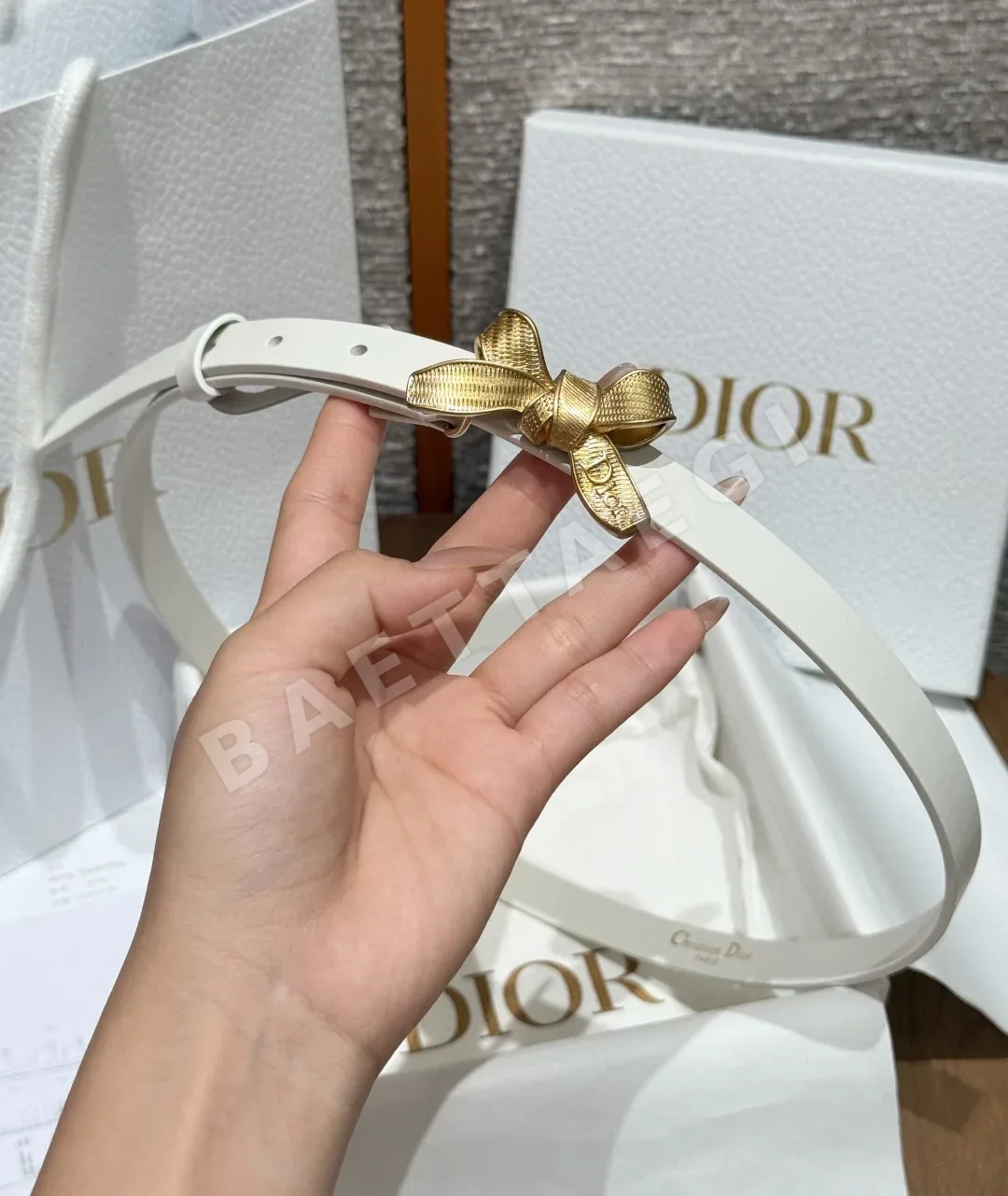 디올 르 누도 리본 버클 송아지가죽 벨트 상세 이미지 3