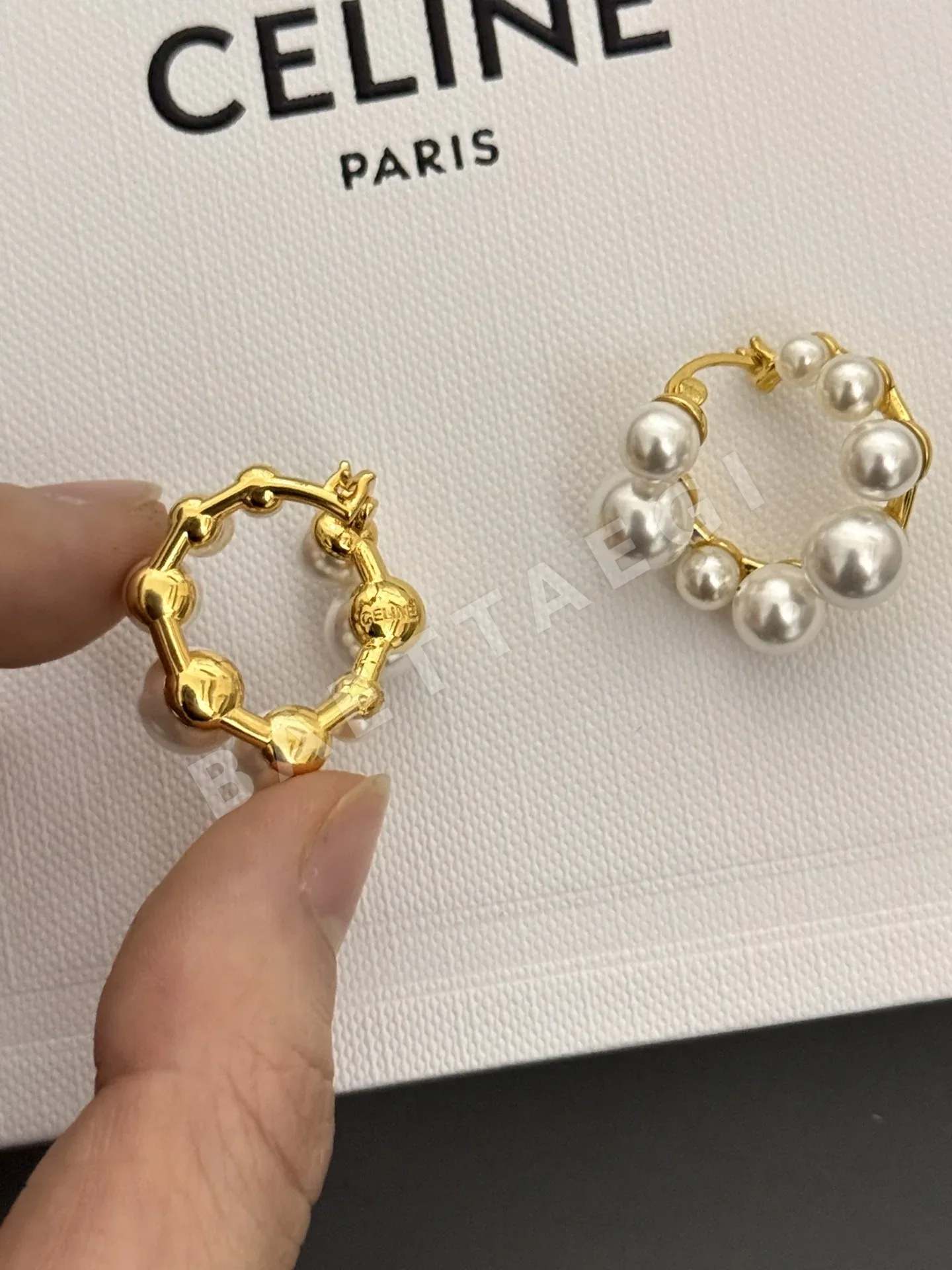 셀린느 하프서클 귀걸이 상세 이미지 7