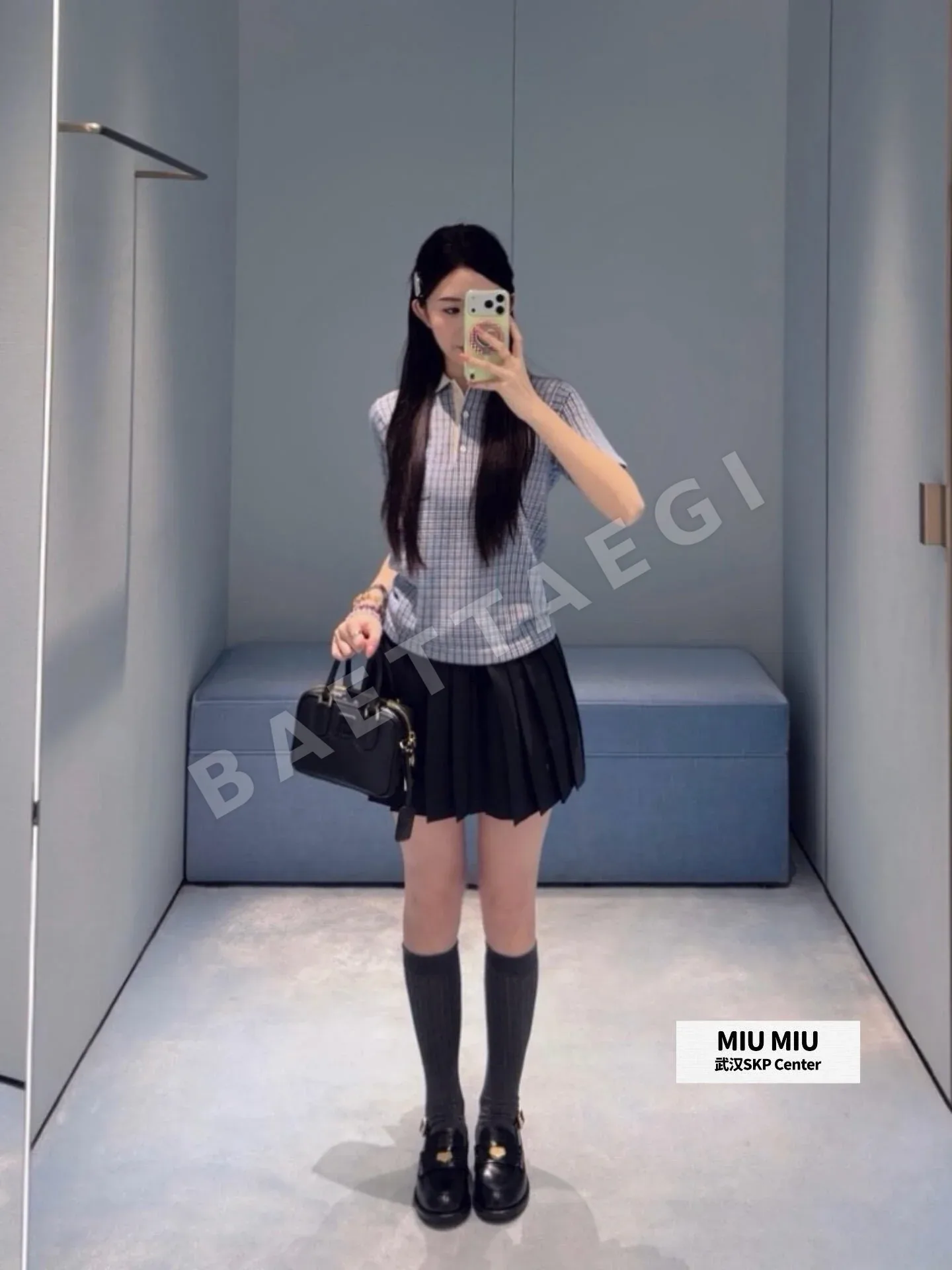 미우미우 체크 자카드 반팔 니트 스웨터 상세 이미지 3