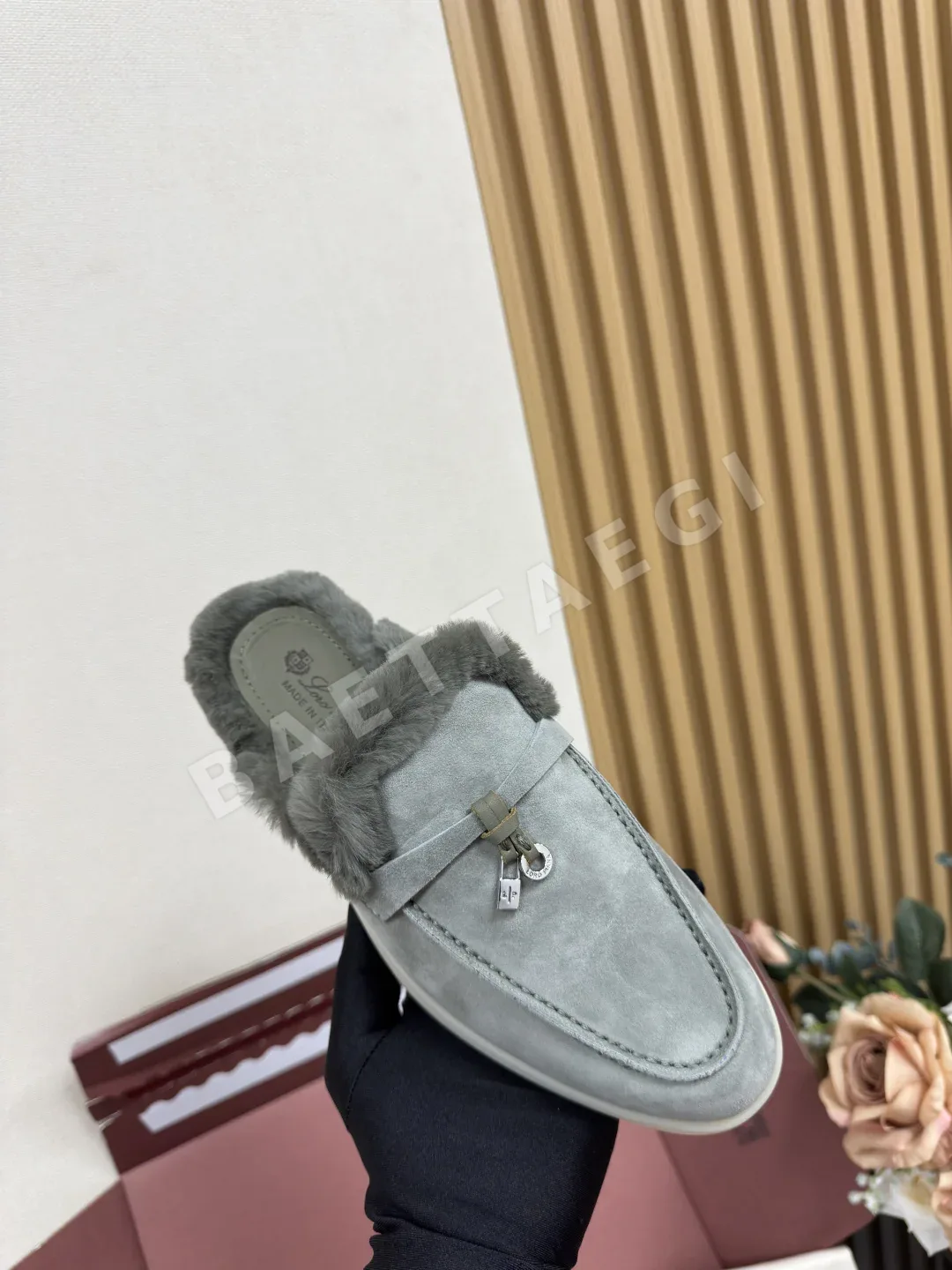 로로피아나 비버 퍼 하프 슬리퍼 상세 이미지 9
