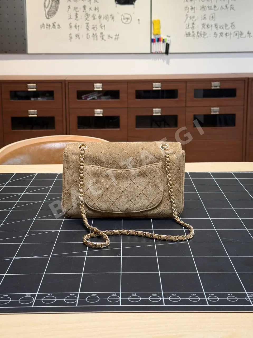 샤넬 26B 캡 20 다이아몬드 장식 가방 상세 이미지 2