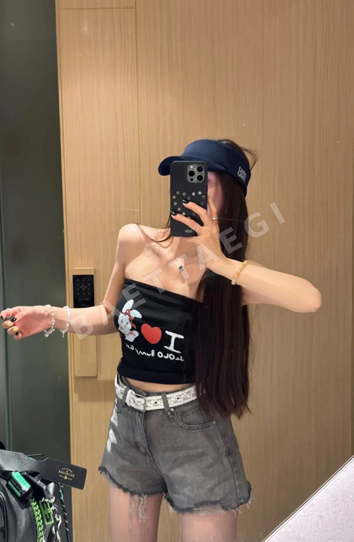 미우미우 바이저 모자 상세 이미지 8