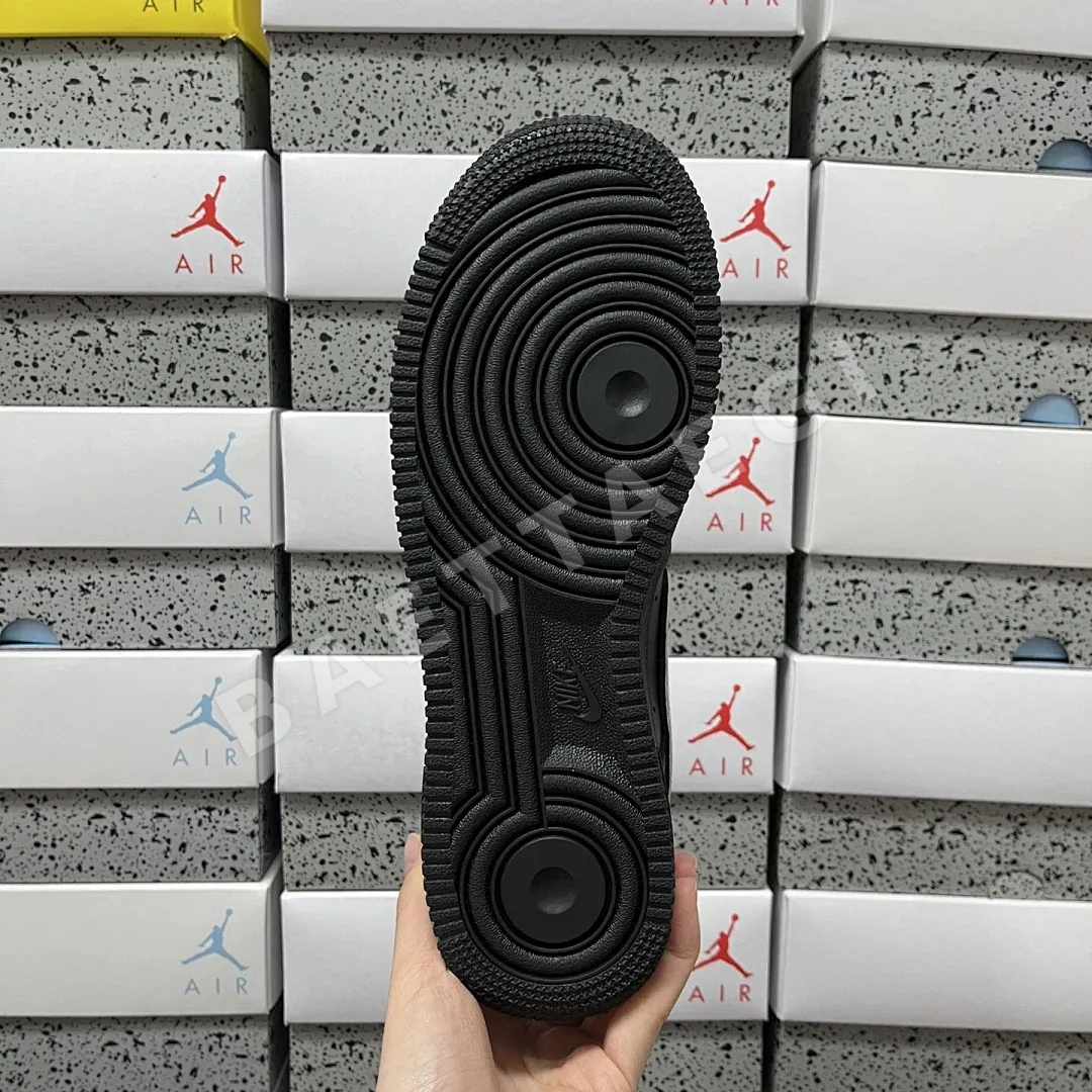 나이키 [MAX] 에어 포스 1 로우 QS CQ0492-001 201170 Nike Air Force 1 Low QS Black White 상세 이미지 3