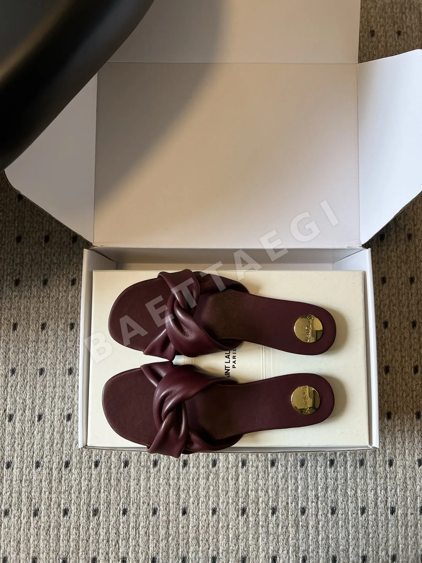 생로랑 보우넥 플랫 샌들 상세 이미지 6