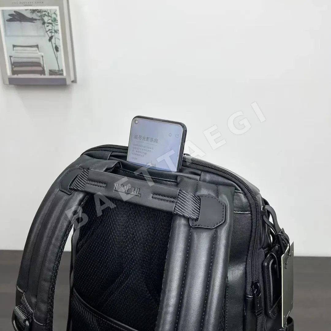 여행가방 블랙 가죽 여행가방 상세 이미지 4