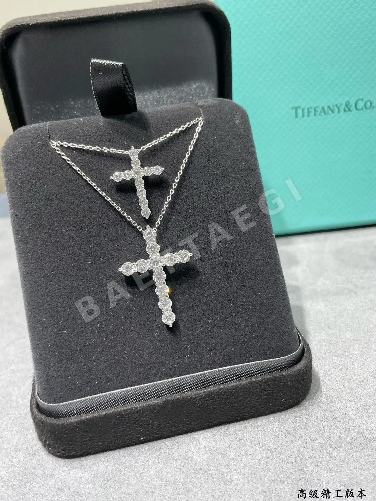 티파니 다이아몬드 크로스 목걸이 상세 이미지 7