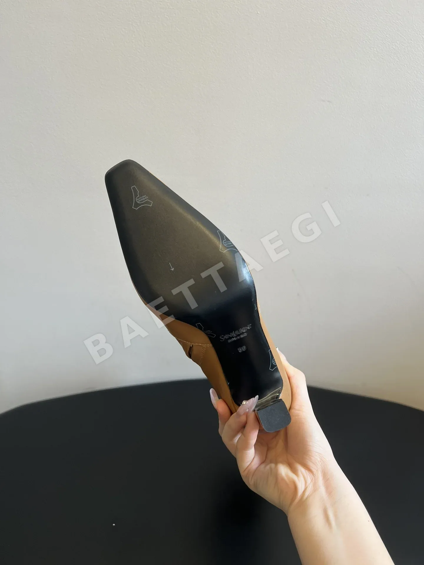 생로랑 사이드 지퍼 하이힐 부츠 9422 상세 이미지 8