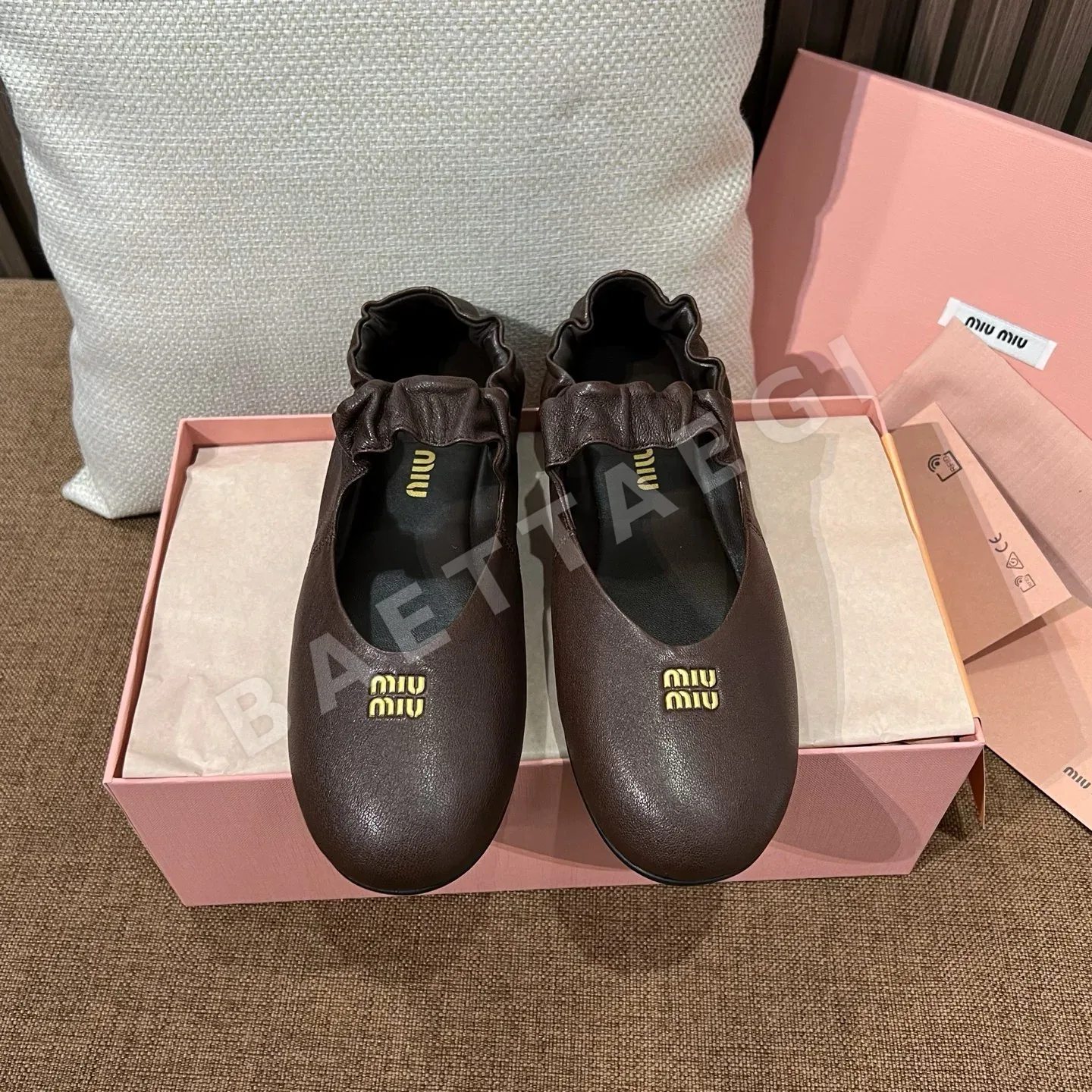 미우미우 발레리나 가죽 187306