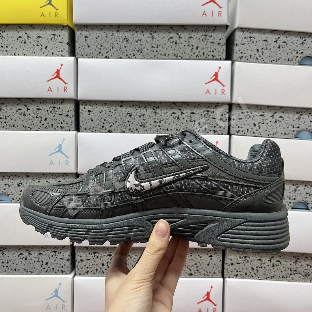 나이키 [PE] P 6000 프리미엄 IM6767-068 201193 Nike P-6000 Premium Iron Grey Metallic 상세 이미지 2