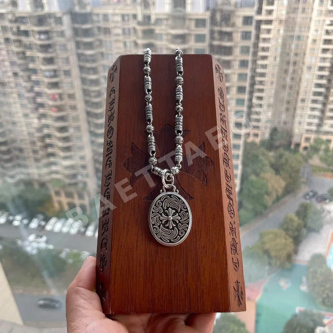 크롬하츠 클래식 레트로 뱀부 라운드 크로스 목걸이 상세 이미지 6
