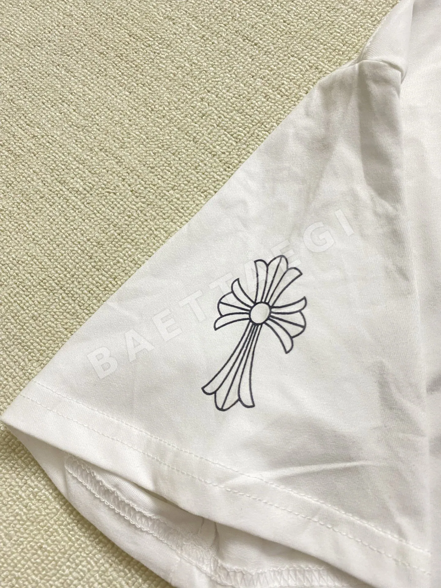 크롬하츠 CH 블랙 크로스 팬텀 여성 반팔 상세 이미지 3