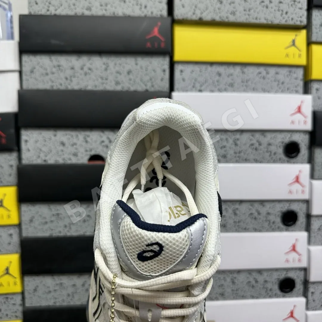 아식스 [WZ] 젤 NYC 1203A788-101 200376 Asics Gel-NYC White Grey Midnight 상세 이미지 6