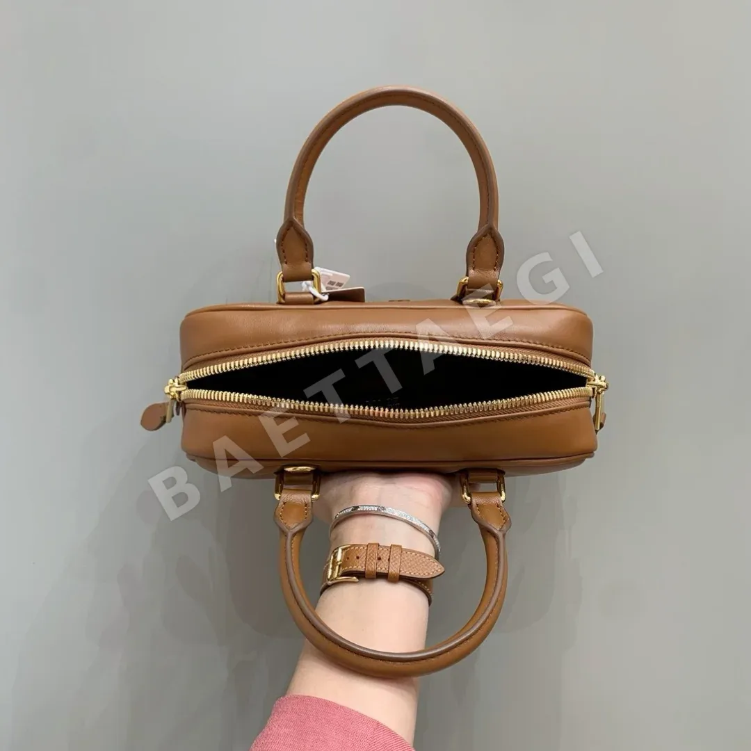 미우미우 코냑 소가죽 미니 숄더백 5BB142 상세 이미지 10