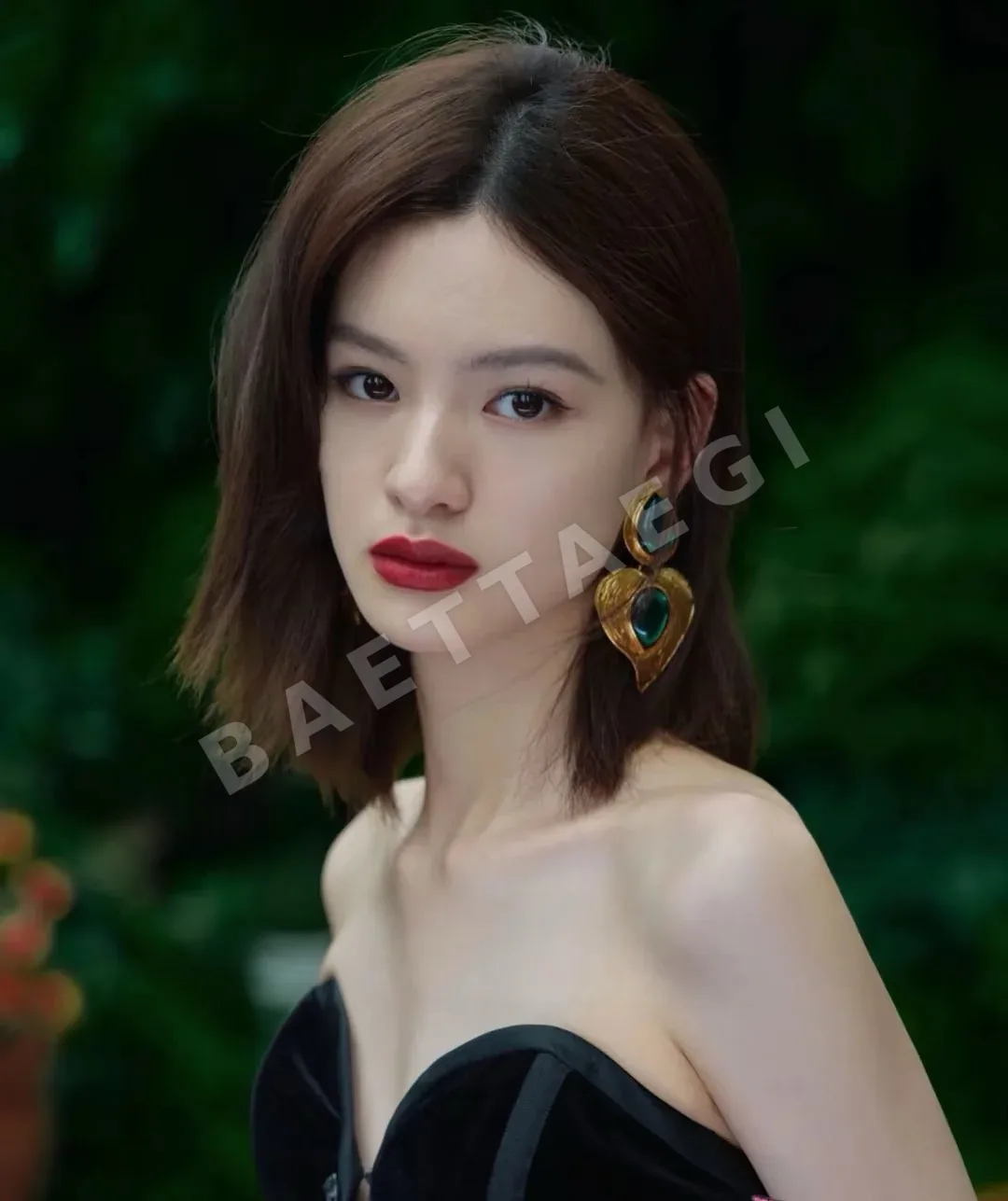 생로랑 레트로 빅 하트 이어클립 귀걸이 65694