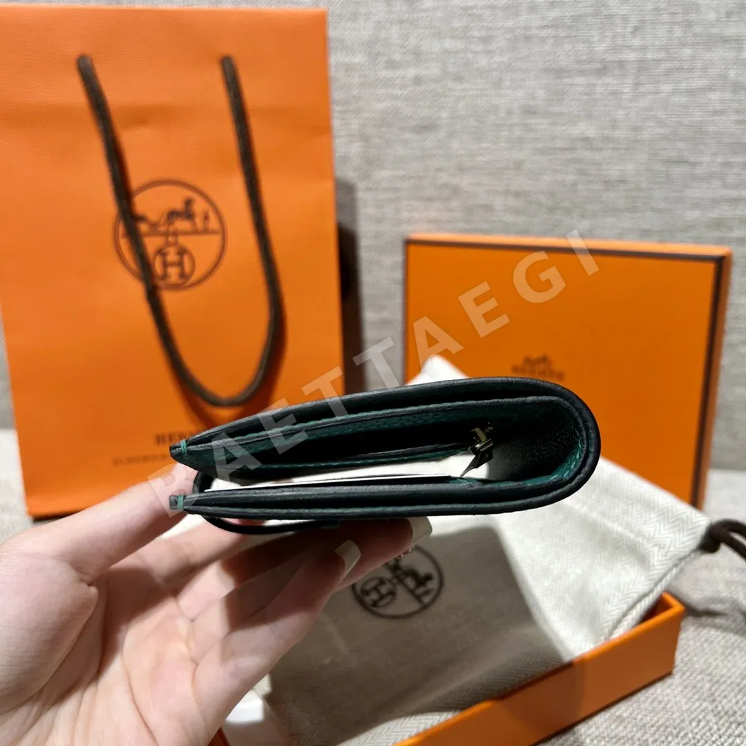 에르메스 피콕 그린 엡솜 팜 프린트 지갑 상세 이미지 4