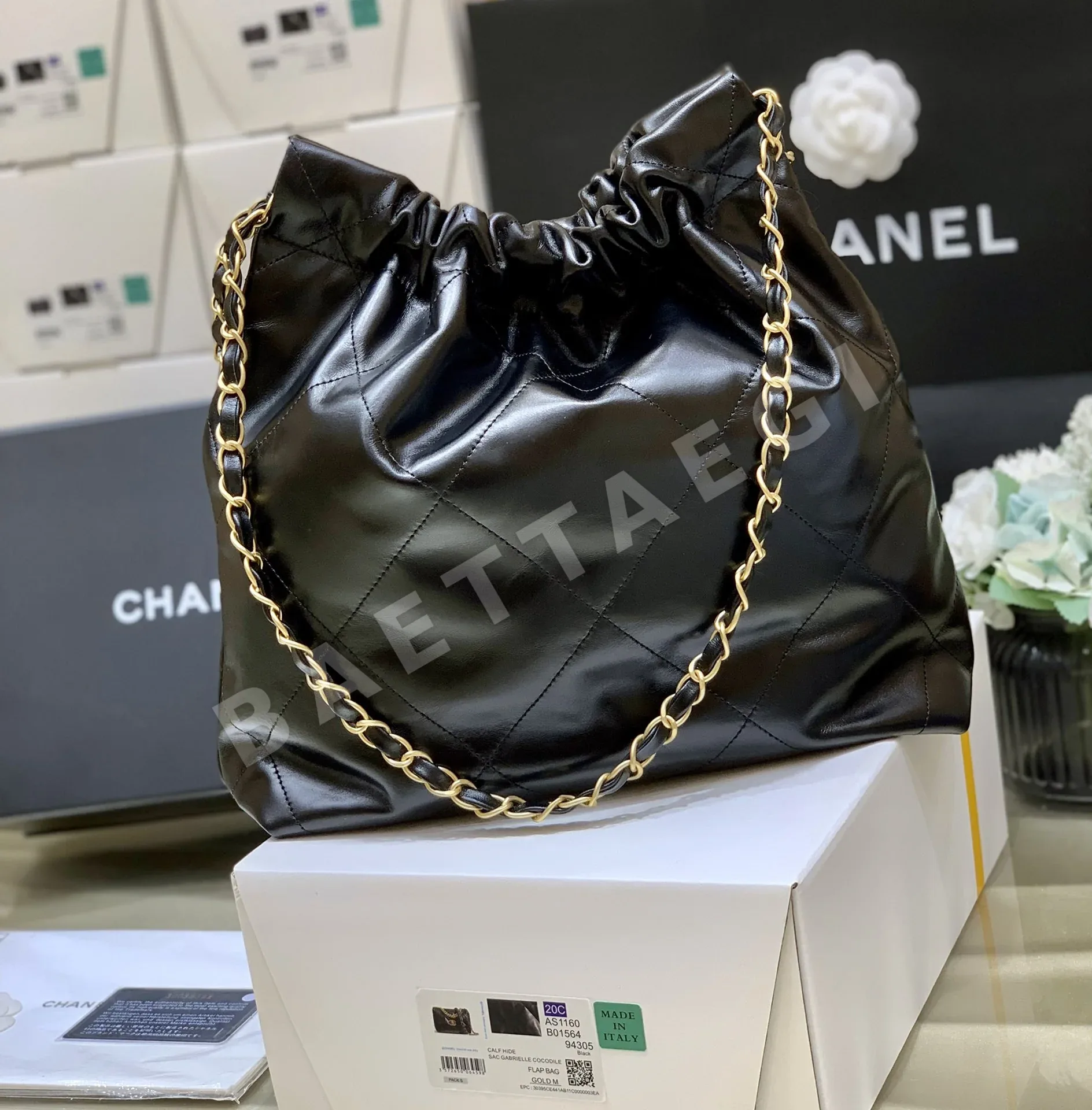 샤넬 22 22백 스몰 스퀘어 프레임 카프스킨 가방 AS3260 상세 이미지 6