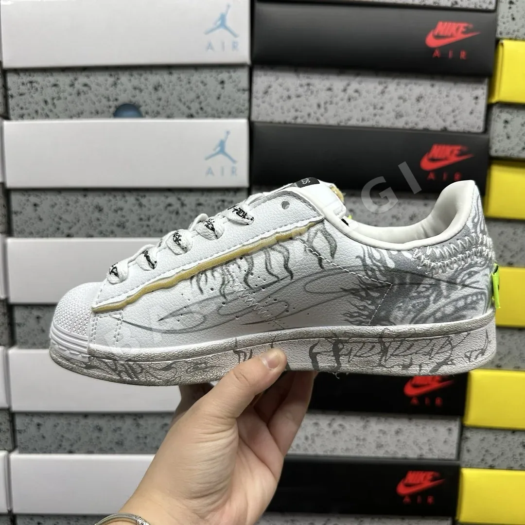 아디다스 [XD] 슈퍼스타 KI5305 200840 Adidas Superstar Hellstar White 상세 이미지 5