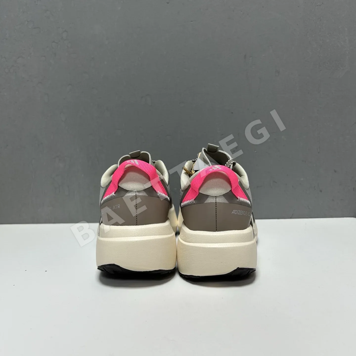 아디다스 신발 157697 Adidas Sneakers 상세 이미지 2