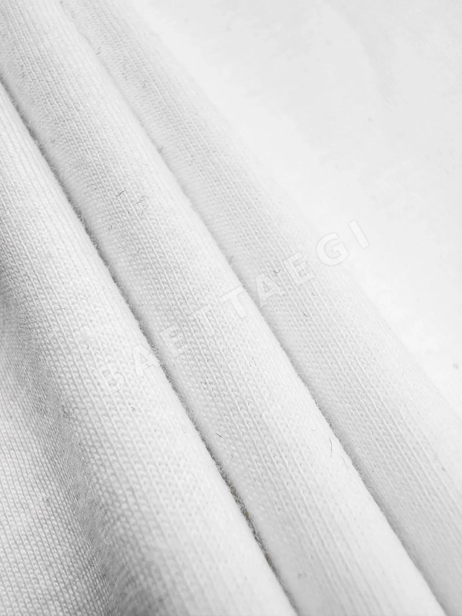 마르지엘라 디지털 로고 프린트 남성 반팔 티셔츠 상세 이미지 8