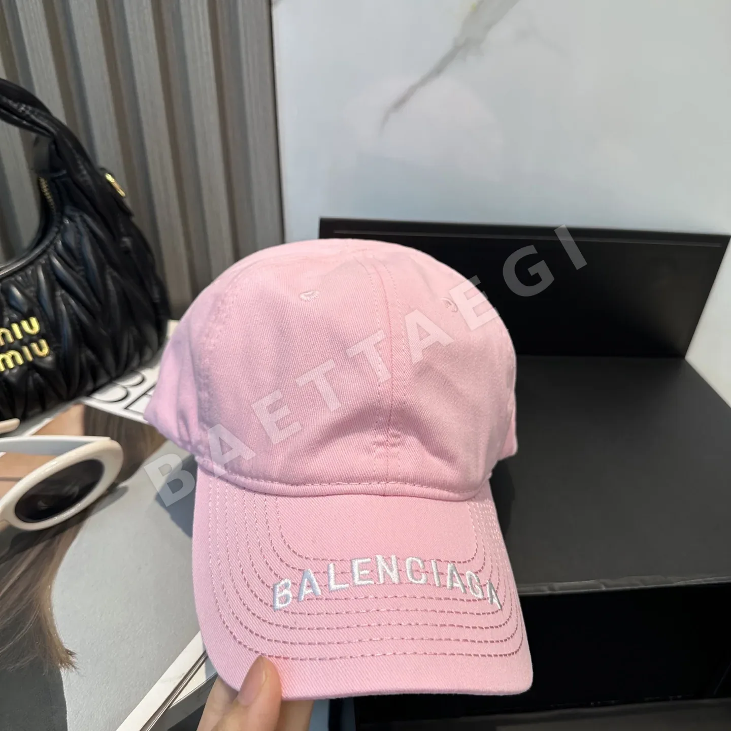 발렌시아가 베이스볼 모자 상세 이미지 5