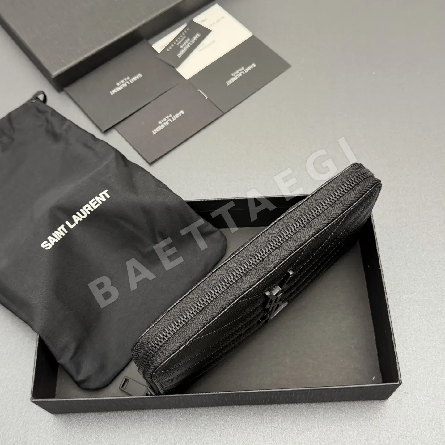 생로랑 마틀라세 플랩 랩어라운드 지퍼 지갑 상세 이미지 4
