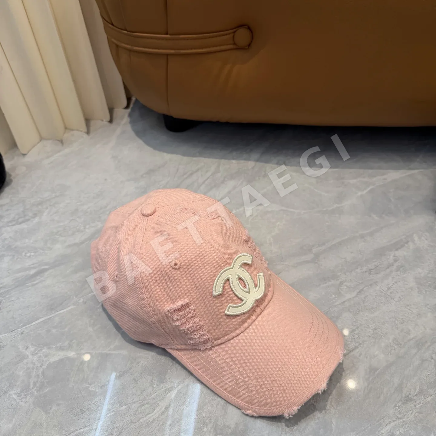 샤넬 로고 캡 상세 이미지 7