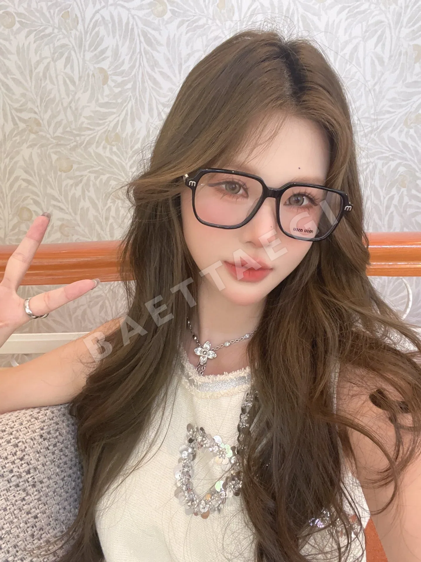미우미우 VMU 63 ZS 선글라스 상세 이미지 7