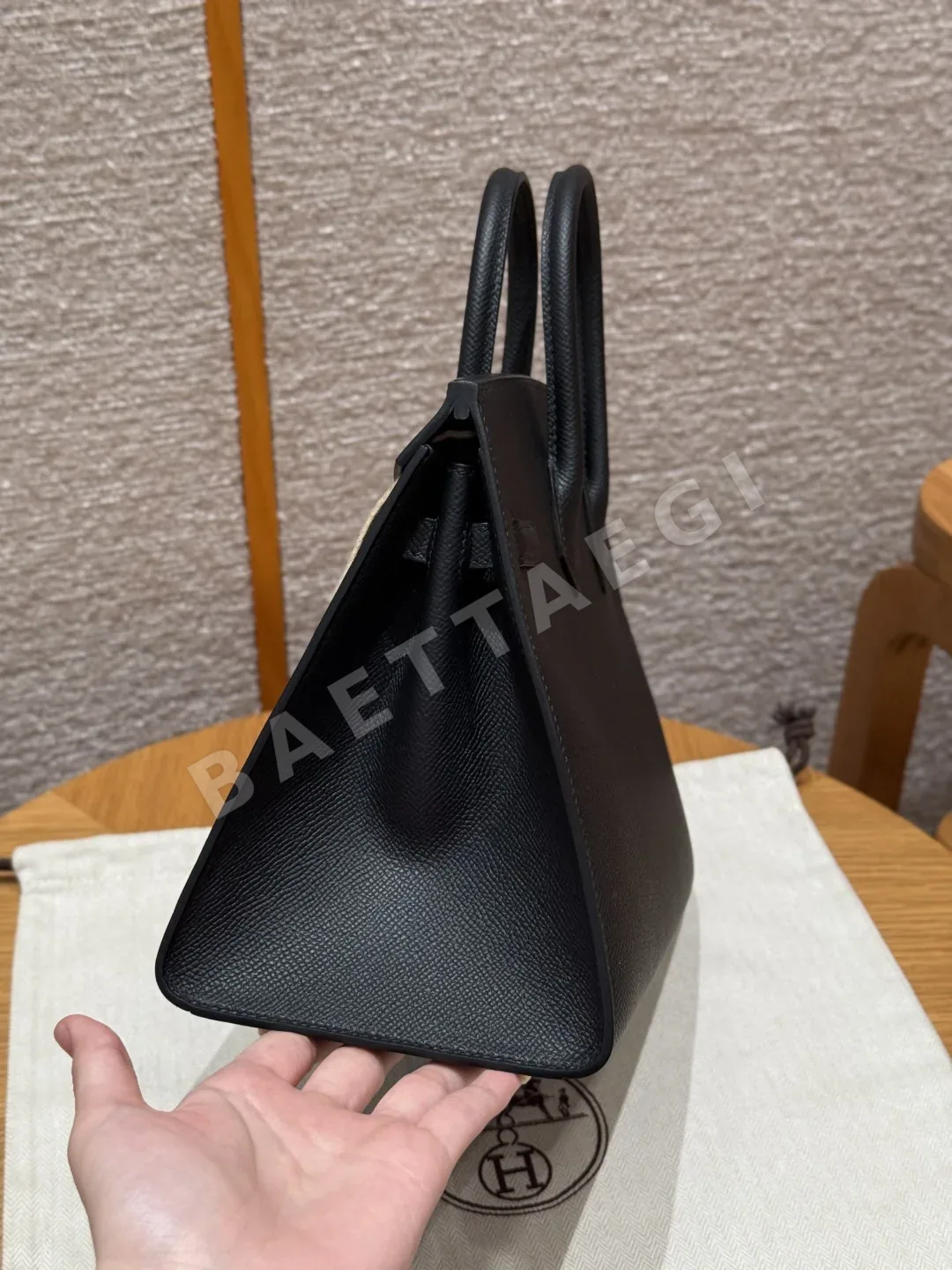 에르메스 버킨 25 블랙 가방 상세 이미지 4