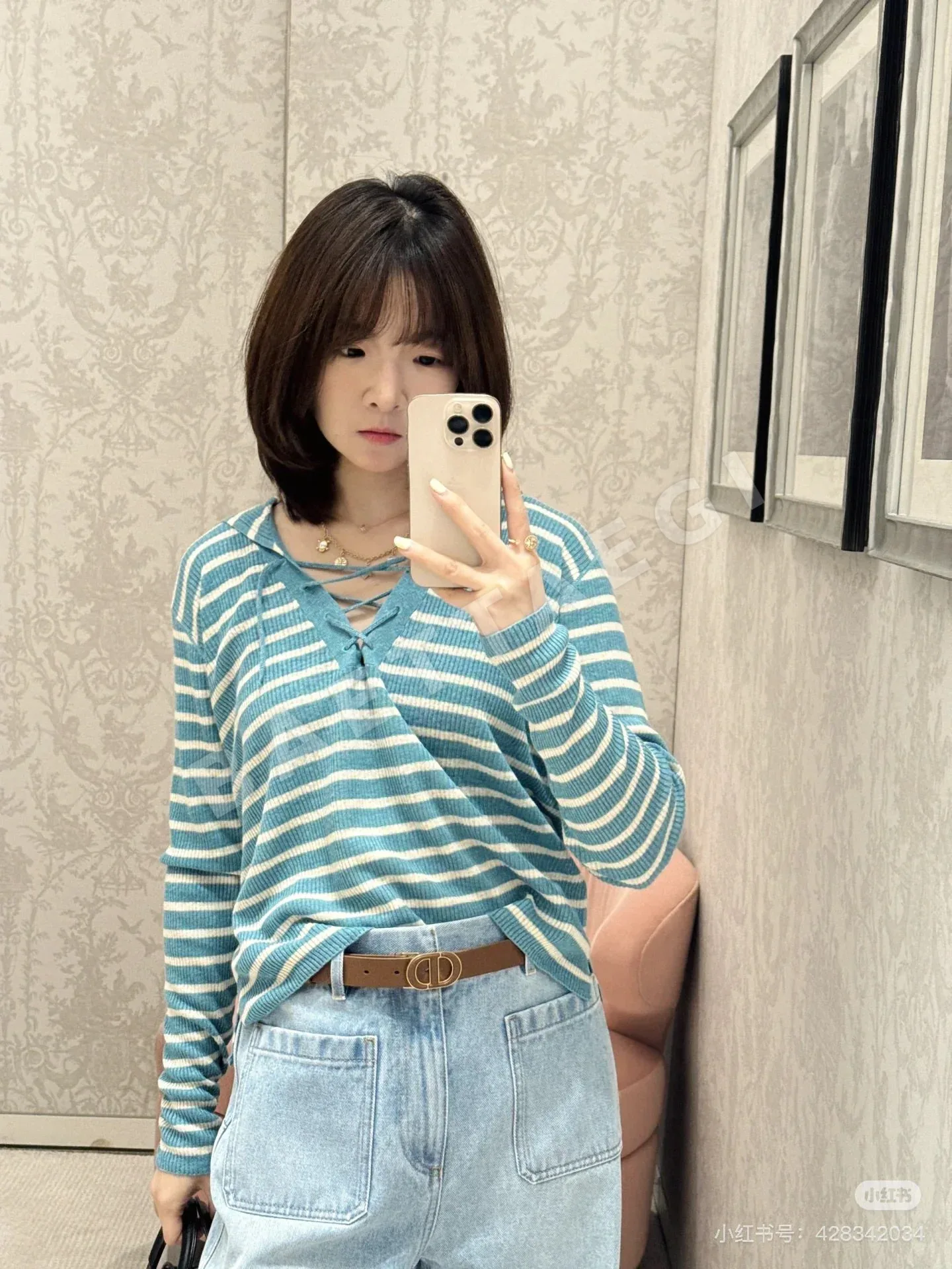 디올 스트라이프 V넥 린넨 혼방 니트 카디건 상세 이미지 6