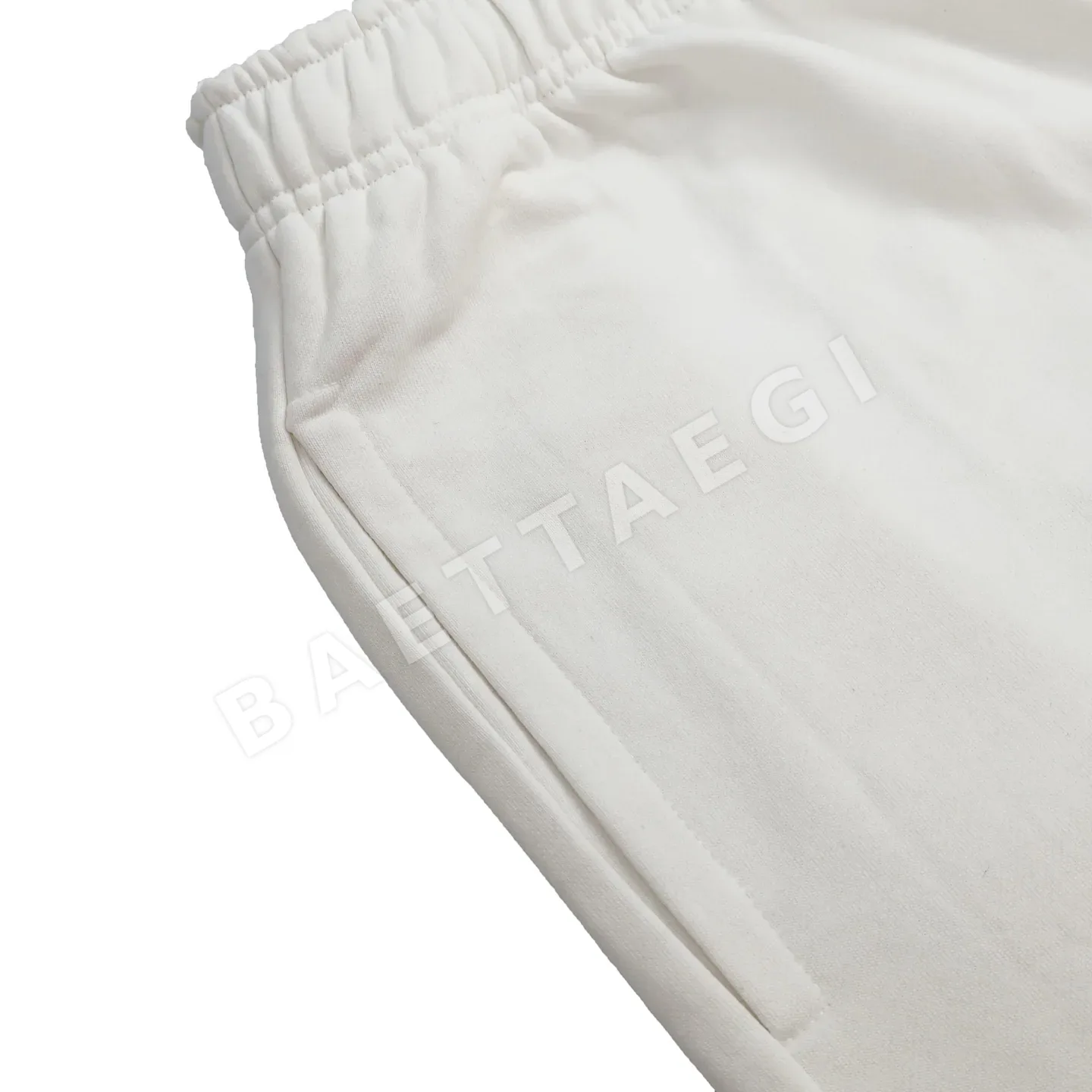 발렌시아가 원형 자수 남성 코튼 테리 반바지 P200 상세 이미지 5