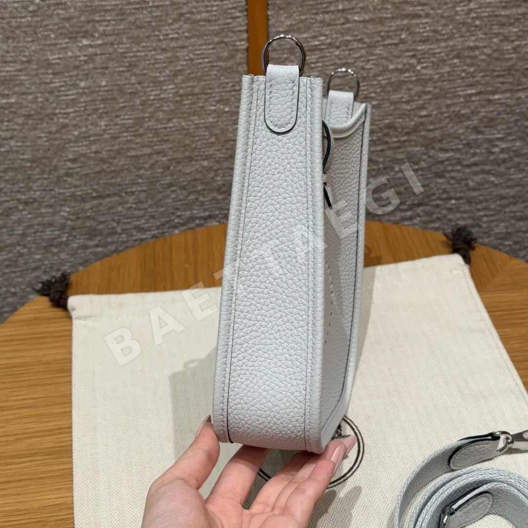 에르메스 미니 에블린 가방 상세 이미지 3