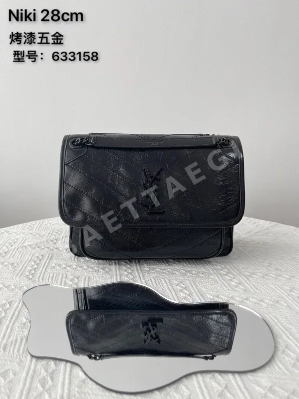 생로랑 니키 블랙 페인트 체인 숄더백 28CM633158