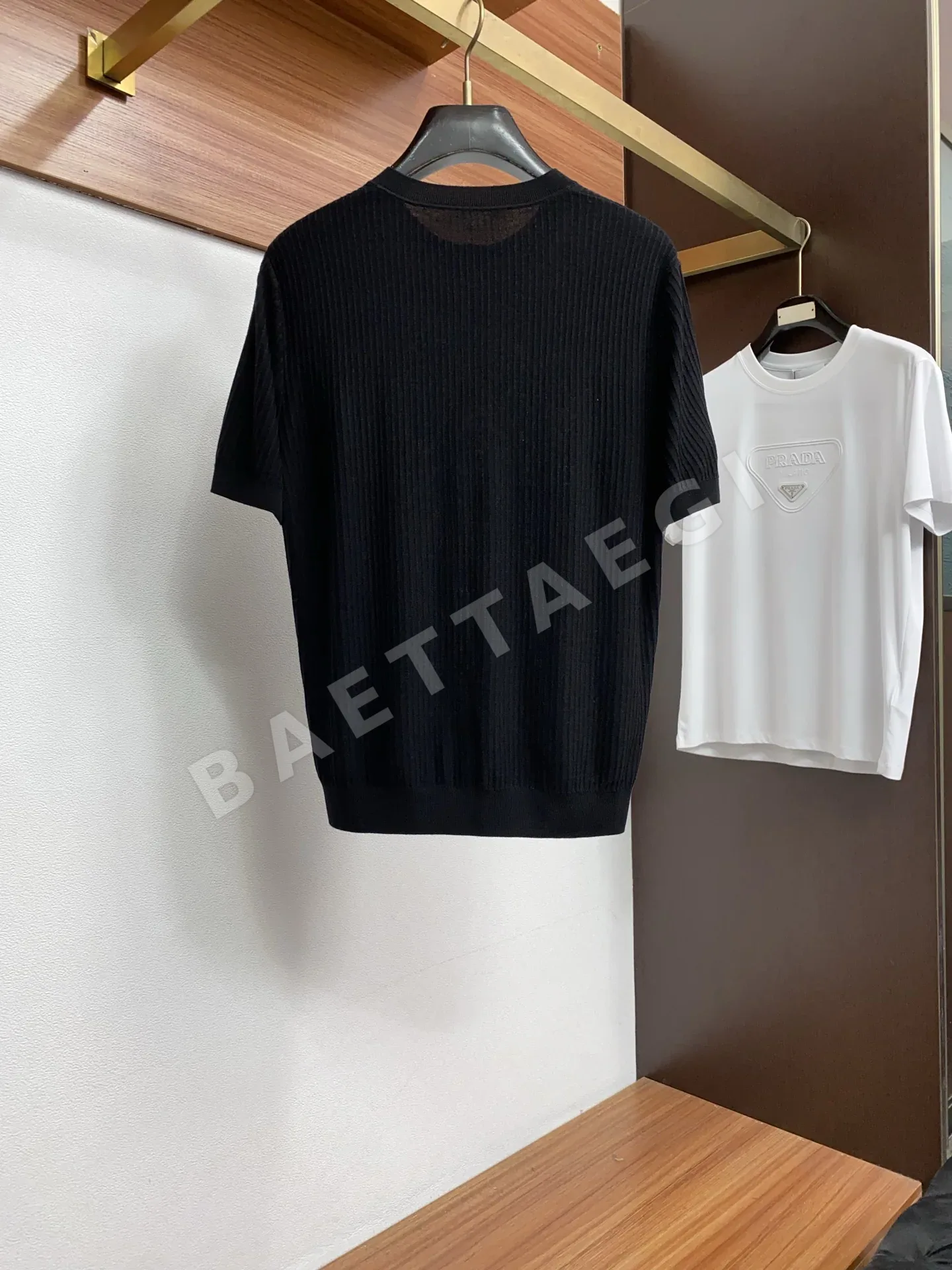 로로피아나 남성 라운드넥 반팔 니트티셔츠 상세 이미지 10