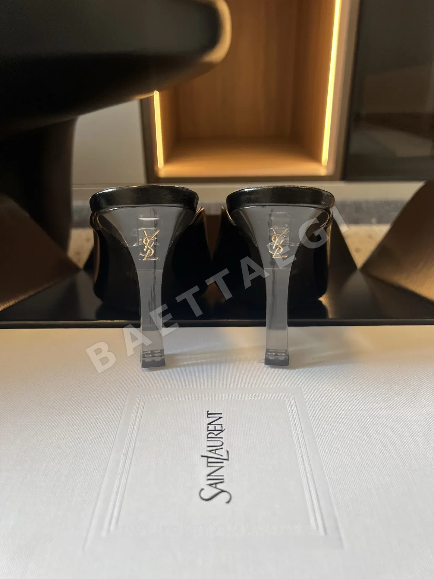 생로랑 YSL 포인티드토우 뮬 힐 상세 이미지 9