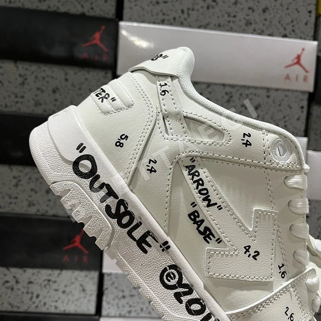 오프화이트 아웃 오브 오피스 OOO 로우 탑스 화이트 202439 Off White Out Of Office OOO Low Tops 상세 이미지 2