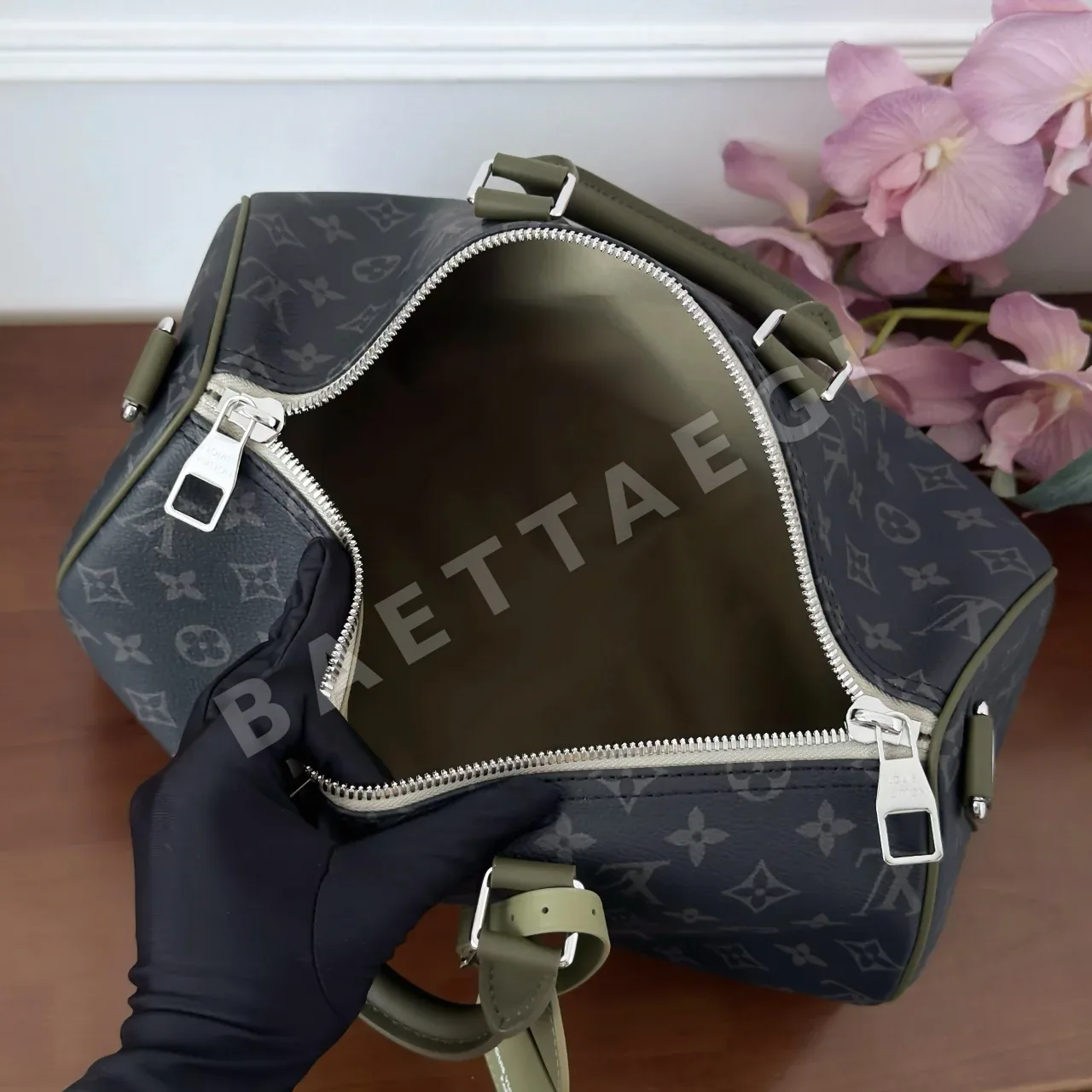루이비통 킵올 35 블랙 플라워 가방 M28639 상세 이미지 9