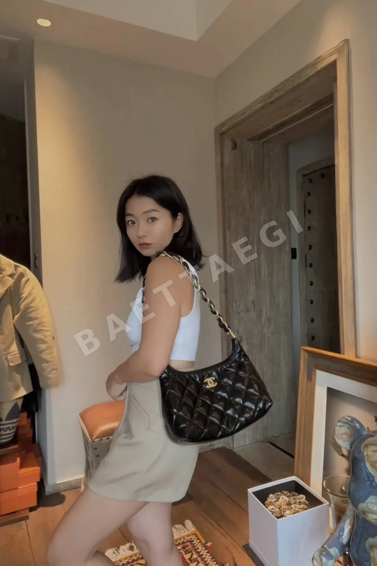 샤넬 미디움 블랙 숄더백 상세 이미지 9